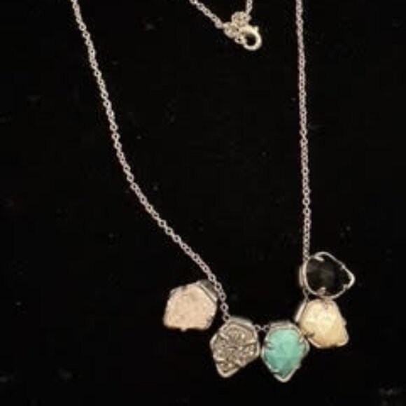 Kendra Scott Necklace in Box [RESERVED] - Picture 2 of 3